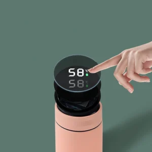 Smart Digital Water Bottle Keeps Cold And Heat